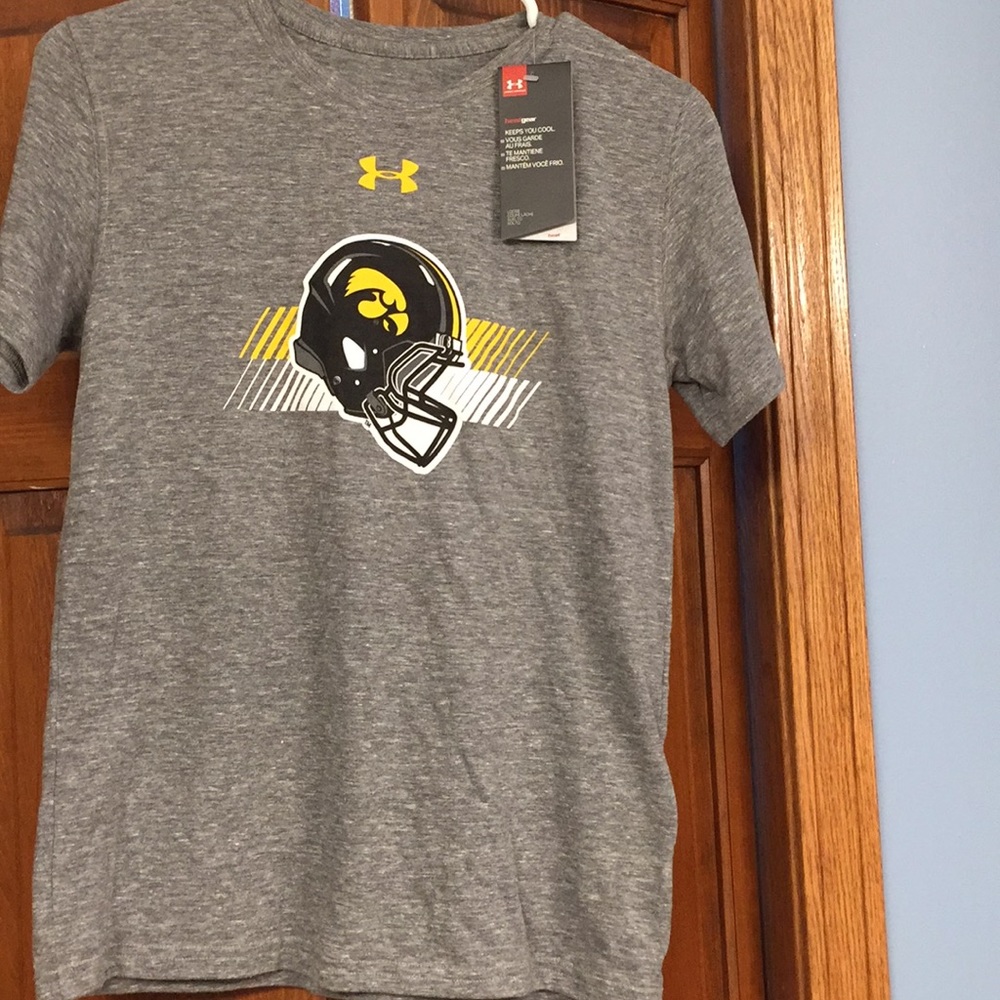 Boys shirt sleeve gray shirt